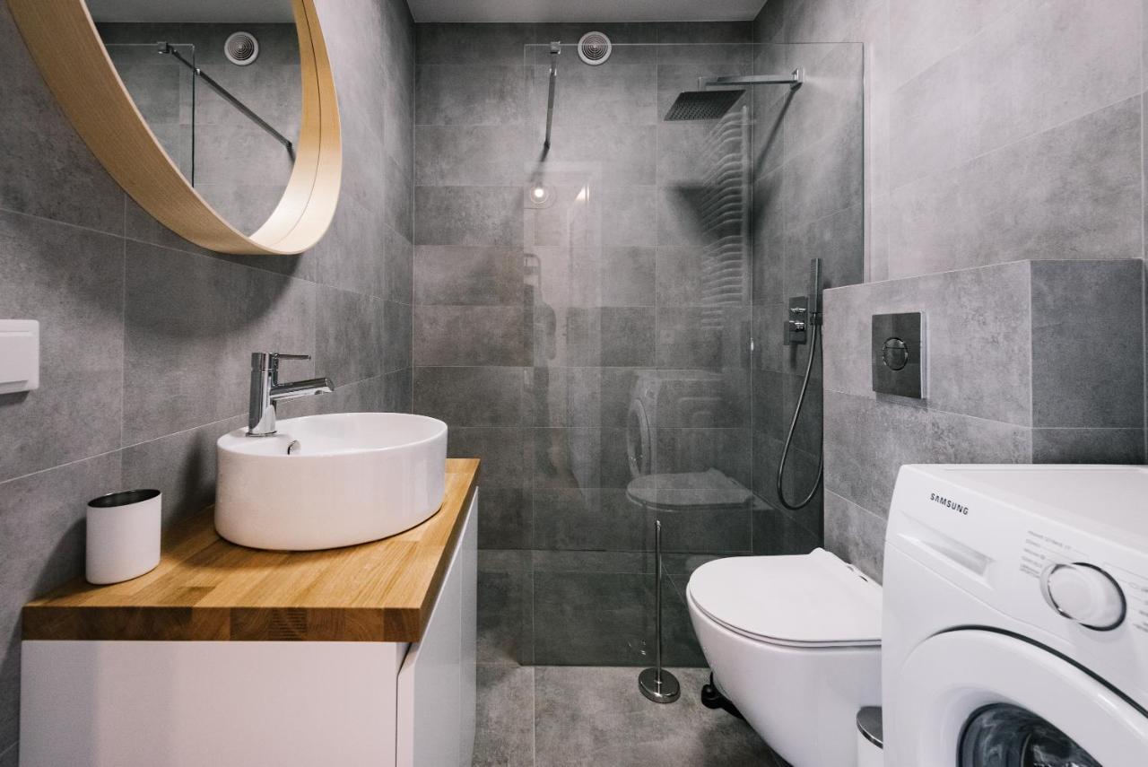 MovArt Boutique Aparthotel Cracovie Extérieur photo