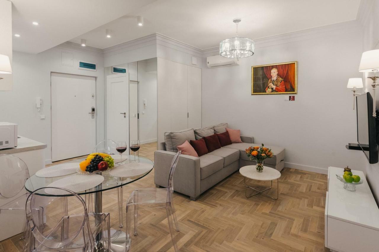 MovArt Boutique Aparthotel Cracovie Extérieur photo