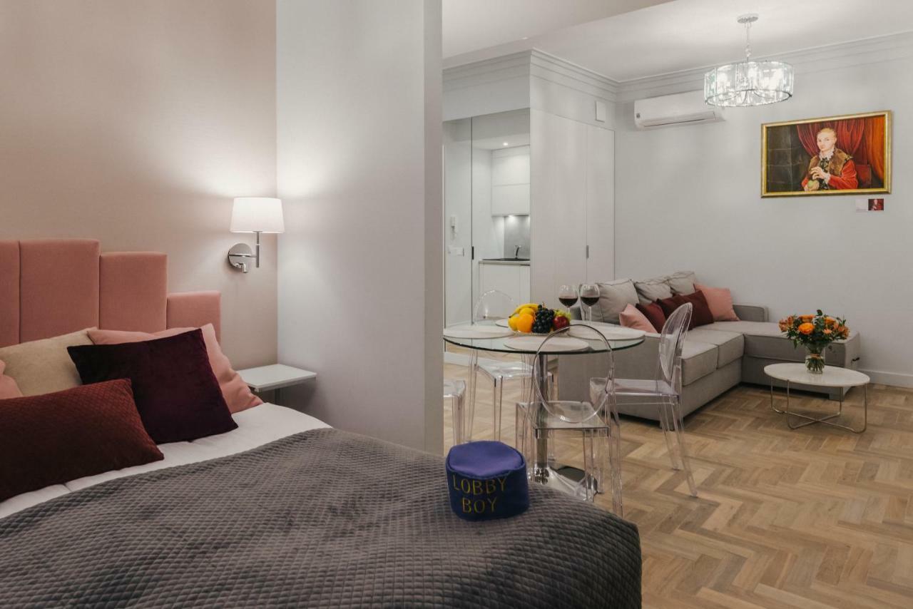 MovArt Boutique Aparthotel Cracovie Extérieur photo